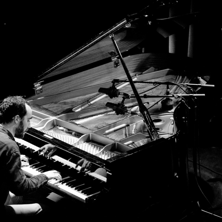 Yeliz Trio Photo 9